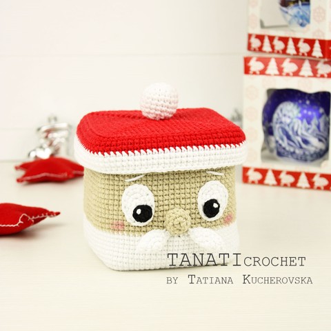 Christmas amigurumi toy box Santa Claus